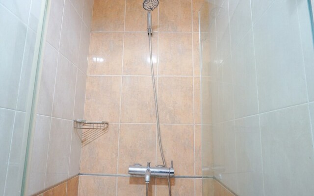Cozy Studio Apartment at Tamansari Sudirman Executive Residence