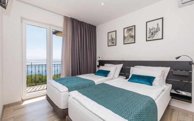 Nice Apartment in Opatija With Wifi and 3 Bedrooms