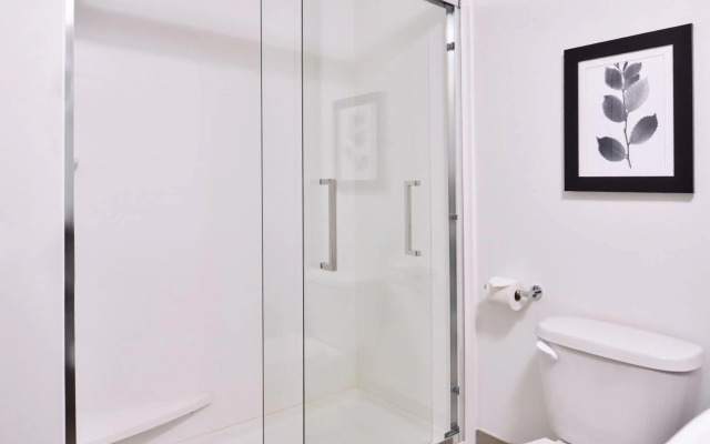 Country Inn & Suites by Radisson, Tinley Park, IL