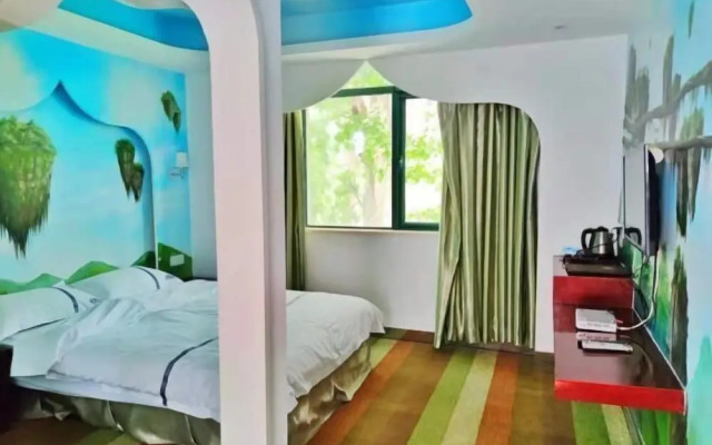 Shengtian Farm House