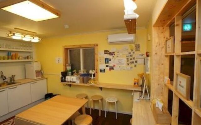 Mr Egg Hostel