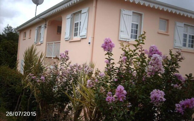 Apartment With 2 Bedrooms In Le Lamentin With Wonderful Mountain View Furnished Garden And Wifi