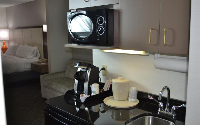Holiday Inn Express & Suites Kent - University Area by IHG