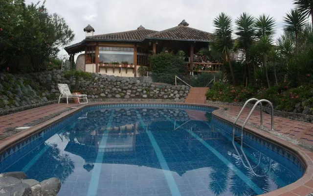 Bed and Breakfast Tumbaco