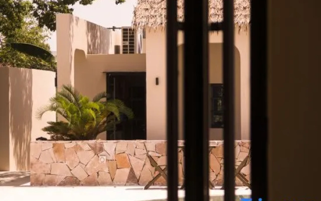 Timeles* resort Hotel