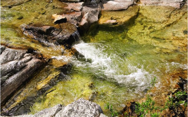 Jeongseon Click Pension