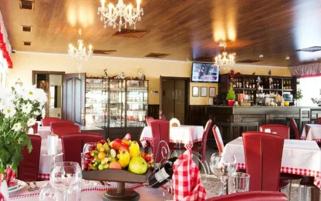 Dergachov Guest House
