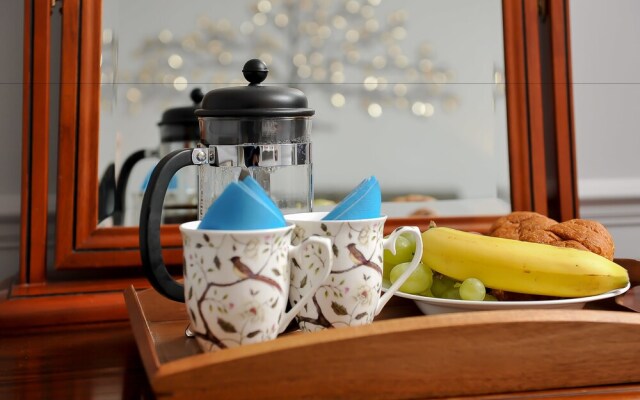 Select Serviced Accommodation - Canal Walk