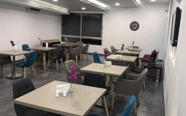 Byblostar Hotel