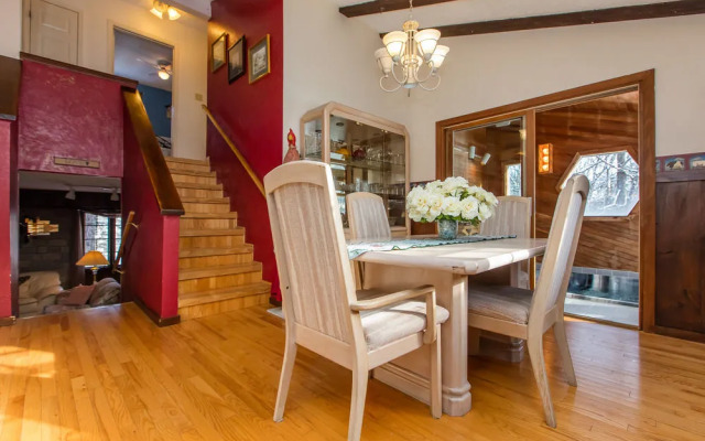 Country Charm Bed and Breakfast