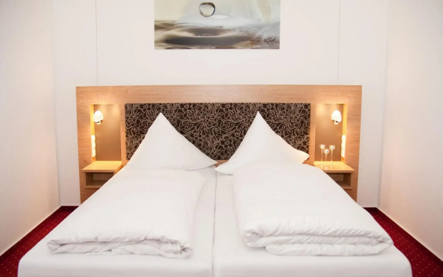 Landhotel Hutzenthaler