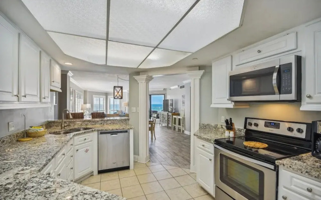 Inlet Reef 408 4 Bedroom Condo by RedAwning