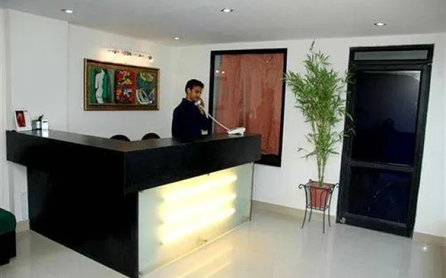 Emerald Garden Club Ltd.