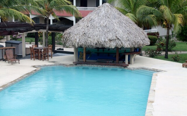 Los Porticos Villas