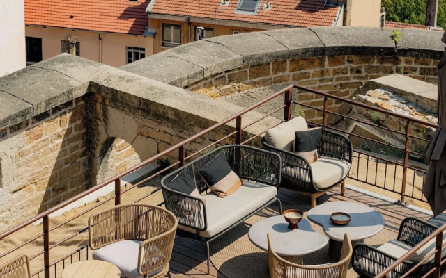 Hotel Fort St Laurent Lyon - Handwritten Collection