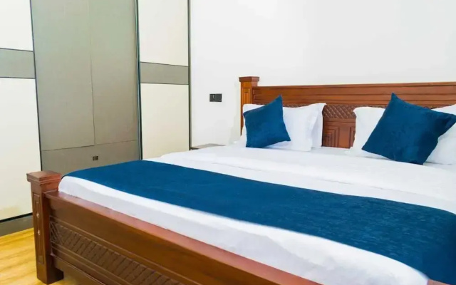 Lux Suites Oasis of Peace Apartments