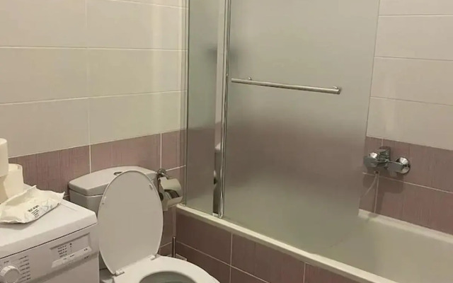 Amazing House with Jacuzzi and Huge PVT Garden