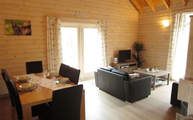 Cozy Chalet in Oignies-en-Thierache with Sauna
