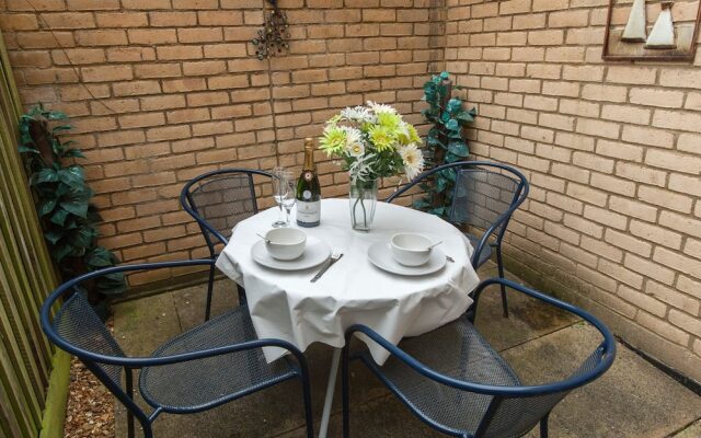 St. Matthew's Gardens Apartment