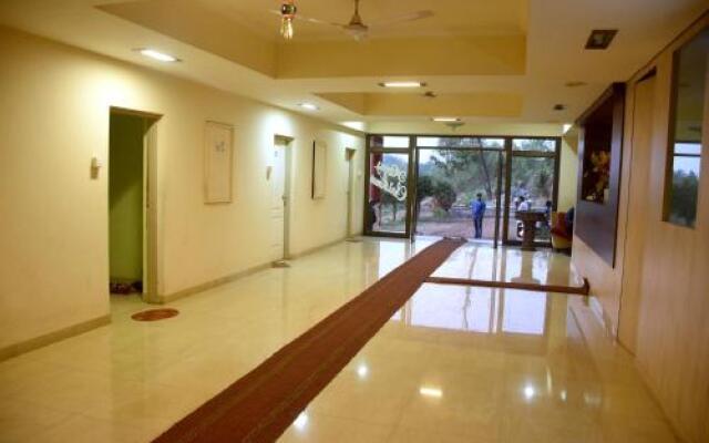 Whistling Palms Beach Resort