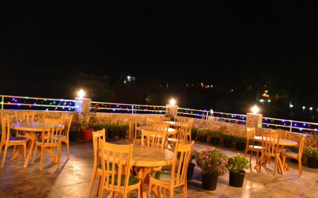 The Golden Peak, Hotel