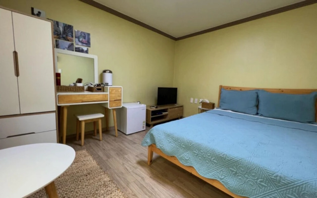 Tongyeong Moda Guest House