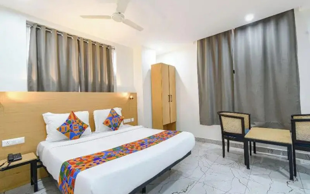 Fabhotel Unnam