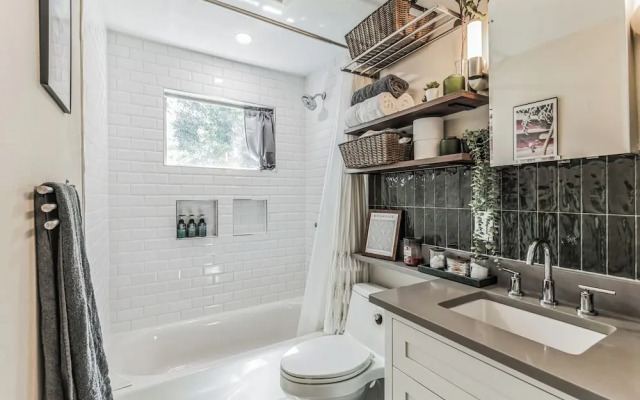 Garden District Duplex