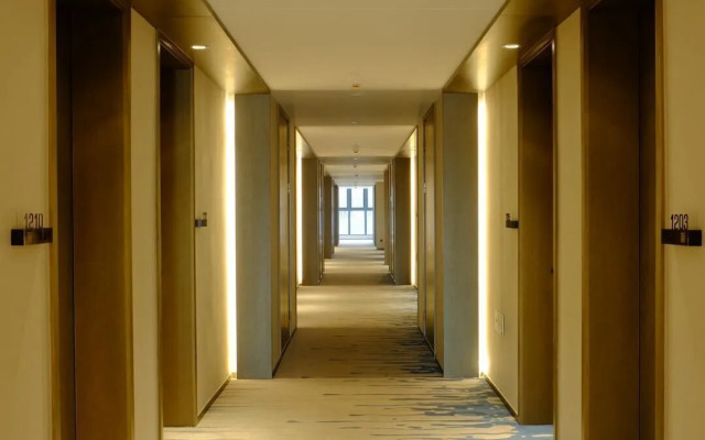 Yinhu Junyi Hotel（Wildlife Park）