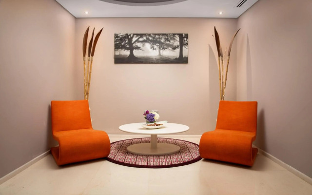 Pullman Dubai Jumeirah Lakes Towers - Hotel & Residence
