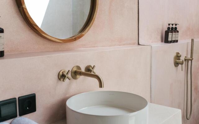 Botanique Villa & Studio