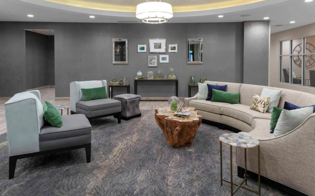 Homewood Suites by Hilton Lansing Eastwood