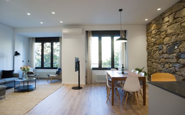 001 / Cantabric Plaza, Near La Zurriola Beach - Apartment for 8 People in San Sebastián