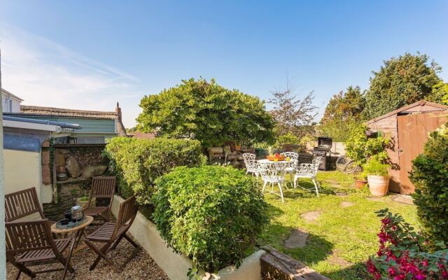 Braunton Magnolia Cottage