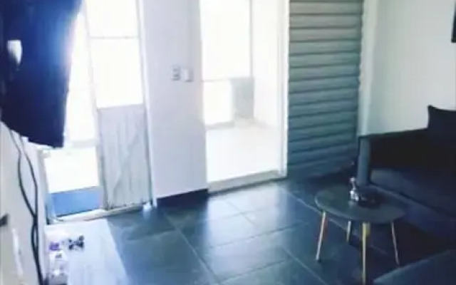 Cambero's Place - Centrally-located Loft-penthouse