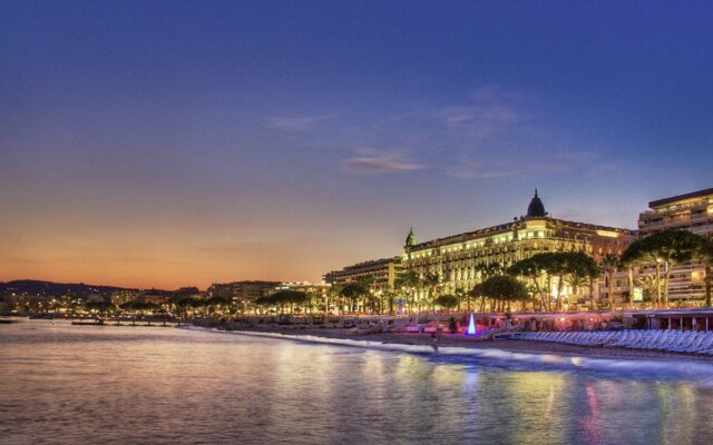 Hôtel Cannes Centre Univers