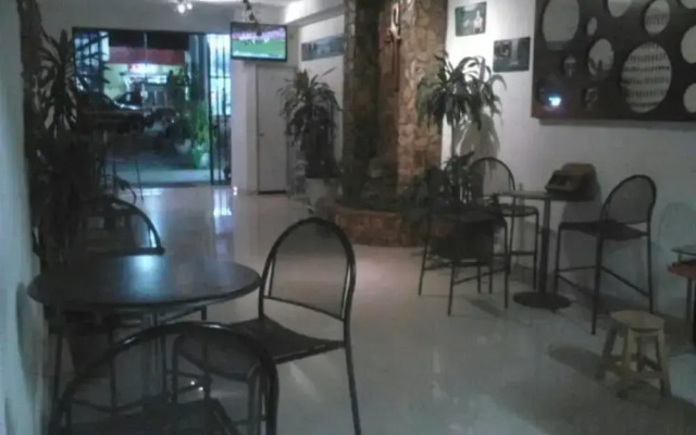 Hotel La Quinta Avenida