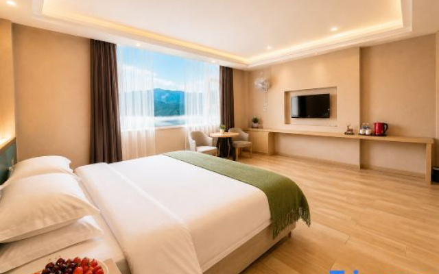 Mingyue Exquisite Hotel (Ganzi Airport Avenue Branch)