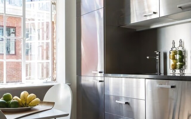 Modern Daver Court Chelsea Nest - SAA