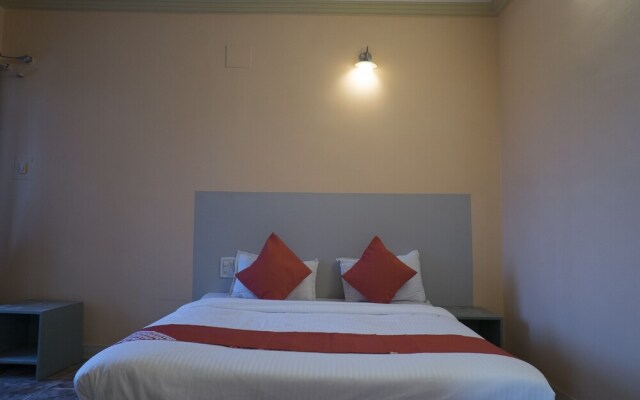 OYO 37830 Hotel Aakar International