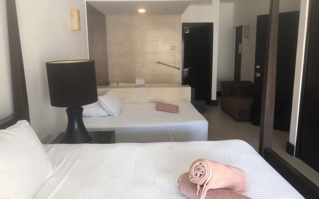 Aldea Thai penthouse 307 ocean view