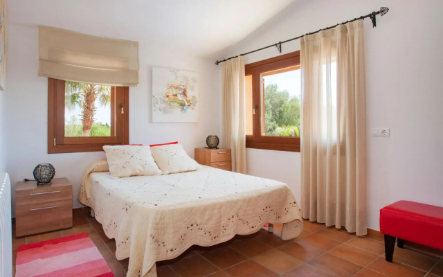 SON AUBA - Villa with private pool in Muro. Free WiFi