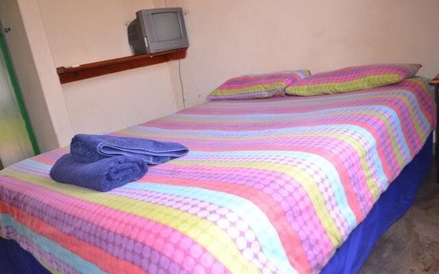 Victoria Falls Budget Hotel