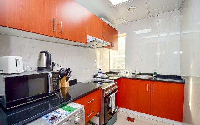 PRL Spacious studio with closed kitchen