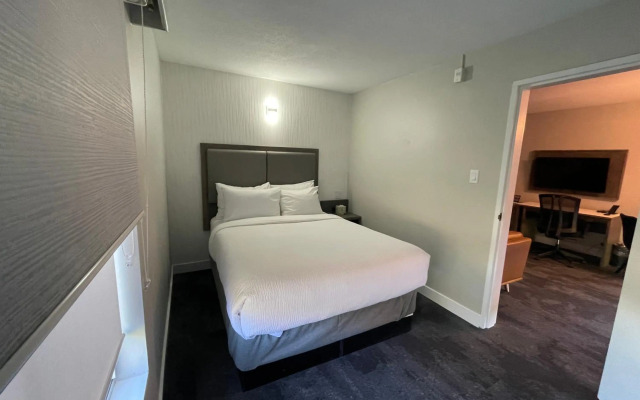 The Vic, an Ascend Collection Hotel