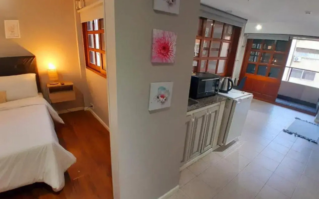 Gus Recoleta Guesthouse