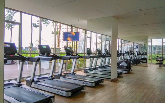 Modern Look And Nice 2Br Gold Coast Apartment Near Pik