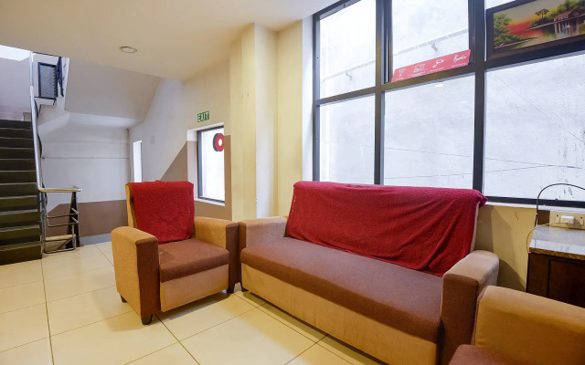 FabHotel White Clouds