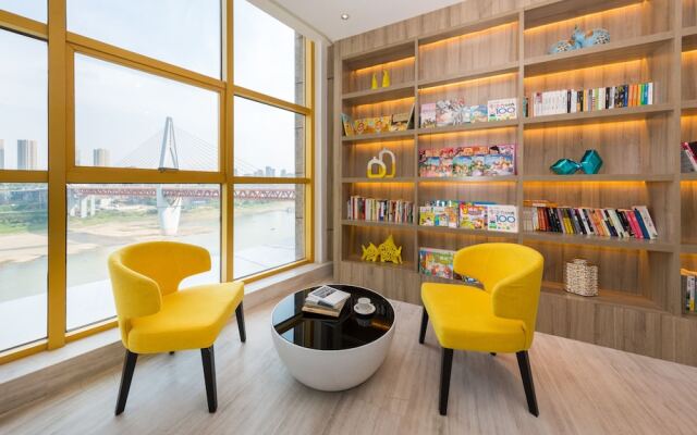 Atour Hotel Hongyadong Riverside Chongqing