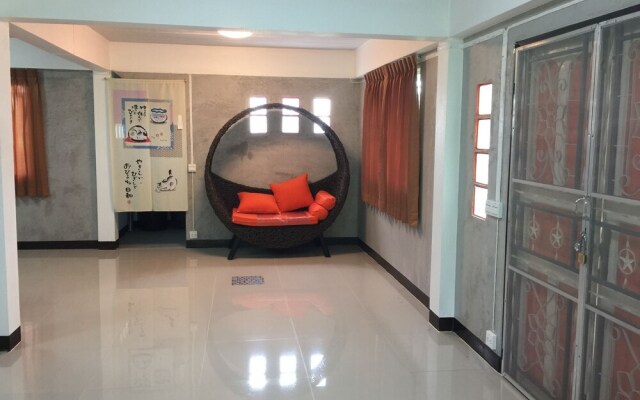 Flow Yoga CNX House